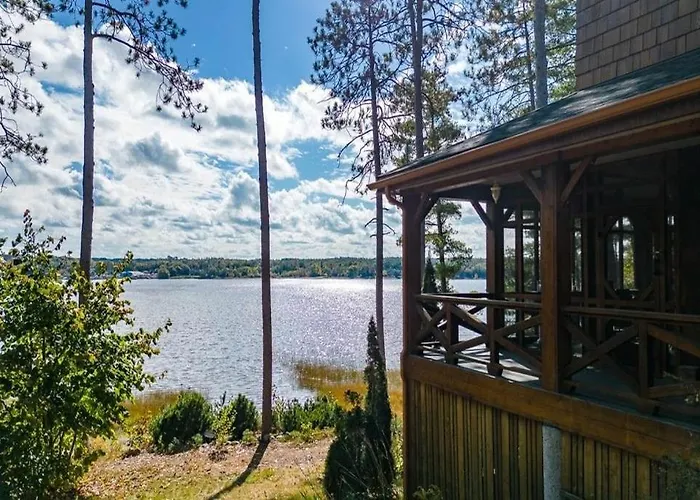 Waterfront Near Luskville Falls 30 Minutes From Ottawa